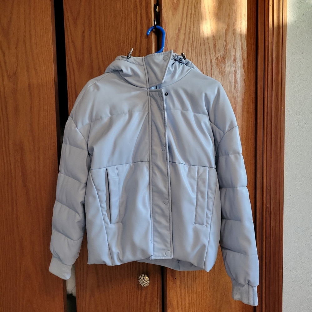 Levi's Puffer Jacket - image 1